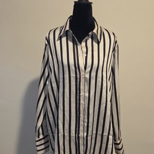 H&M Black and Cream Dress Shirt